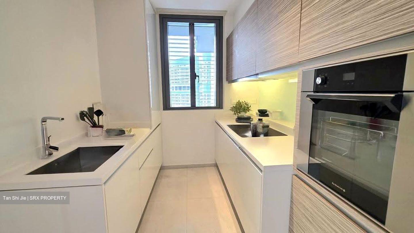 Concourse Skyline (D7), Apartment #611442091